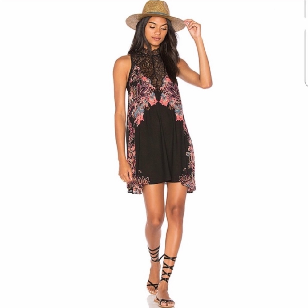 *NEW* Free People Marsha Lace-Neck Short Dress